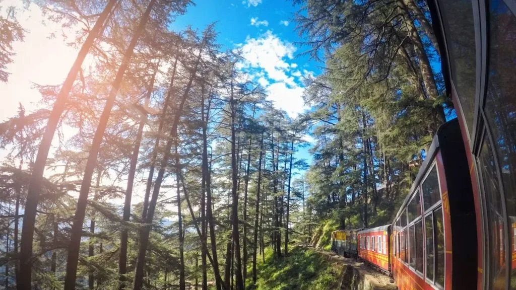 Places to Visit in India by Train from Delhi Places to Visit in India by Train from Delhi