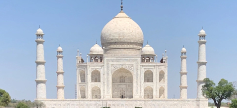 tempo traveller hire in Agra