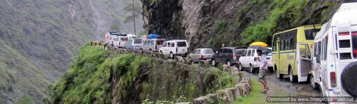 9 seater tempo traveller hire in uttarakhand