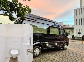 Hire Luxury Tempo Traveller With Toilet on Rent