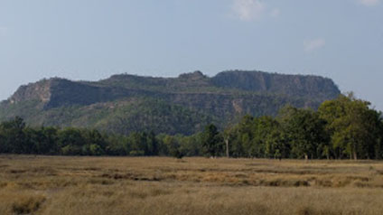 9 seater tempo traveller hire in Bandhavgarh Fort