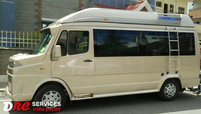 luxury tempo traveller on rent in mumbai