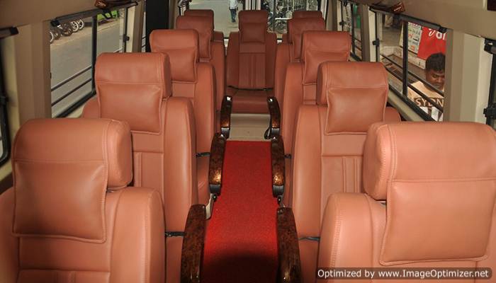 tempo traveller 8 seater